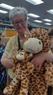Oregon Giraffe mom with baby